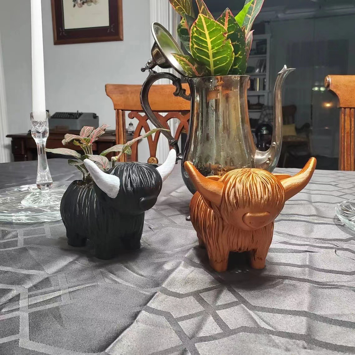 Highland Cow Resin Figurine -  - Home Decor Garden Ideas avaliação e preço