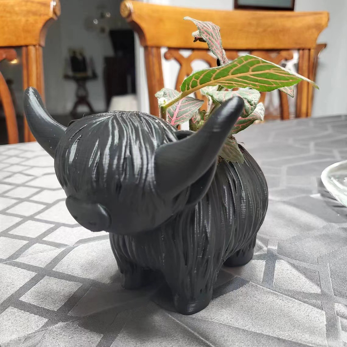 Highland Cow Resin Figurine -  - Home Decor Garden Ideas avaliação e preço
