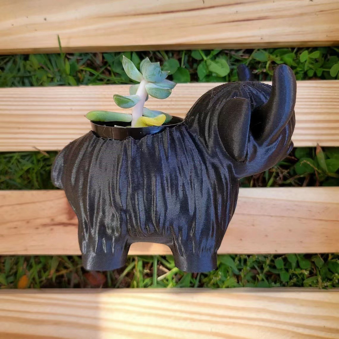 Highland Cow Resin Figurine -  - Home Decor Garden Ideas avaliação e preço